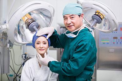 《最终幻想7：重制版》凯莉早期概念图 很撩人哟